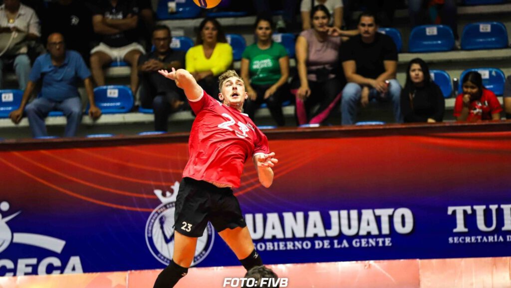 van huizen vfb friedrichshafen transfer