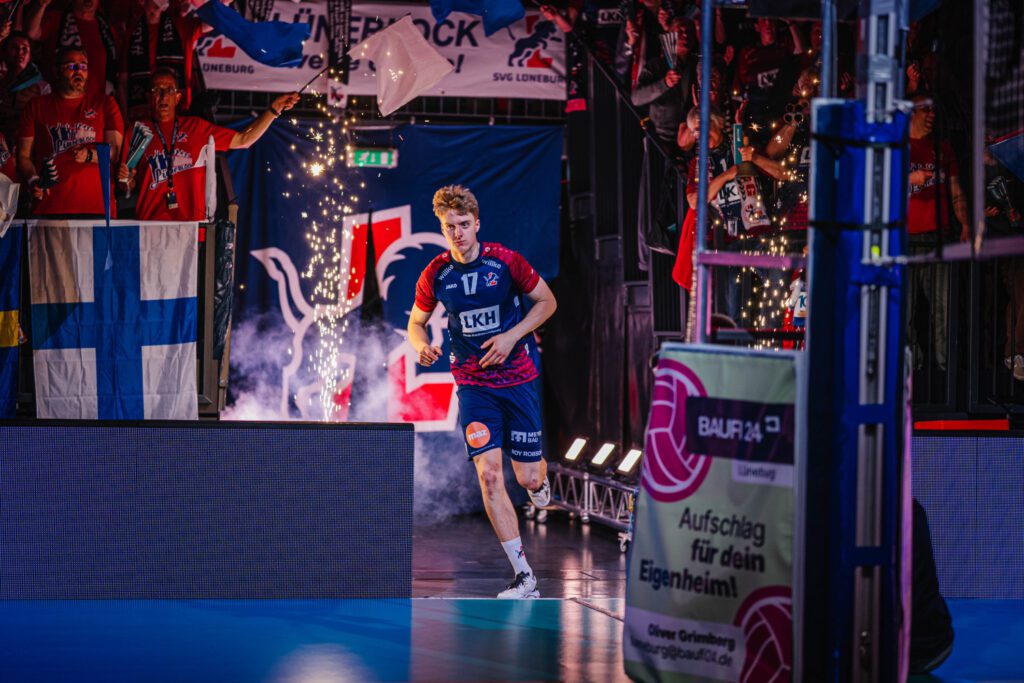 Axel Enlund bleibt der SVG Lüneburg ein weiteres Jahr erhalten. 